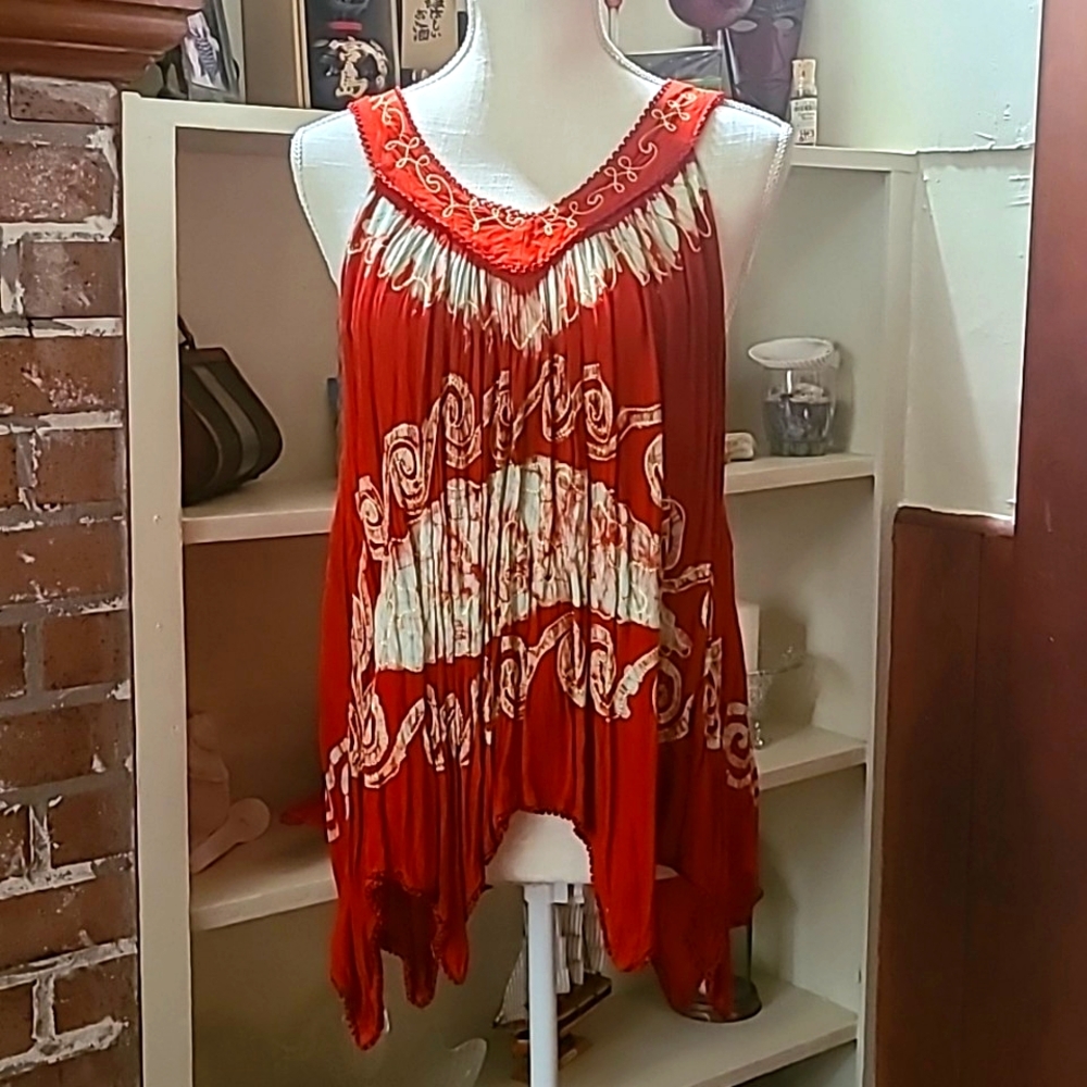 Fashion Terminal Tie-Dye & embroidery detail handkerchief tank top One Size